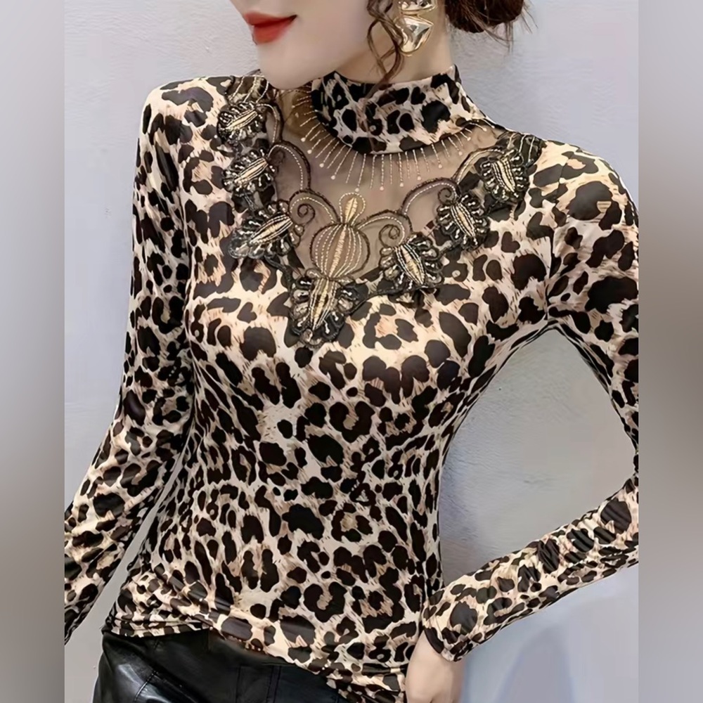 Large leopard lace top #1022